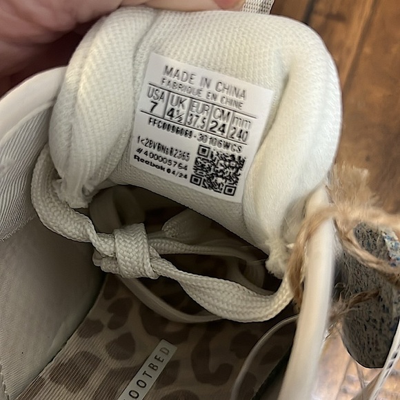 Reebok Ortholite Zig Dynamica Sneakers Athletic Shoes white gray womens 7 NWT - Picture 14 of 16